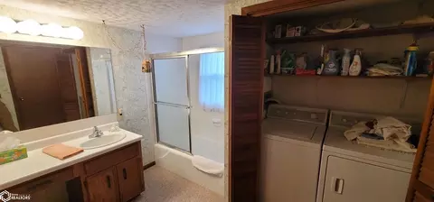 114 N Eugene St, Orient, IA 50858 photo 9