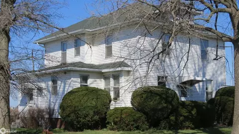 8763 County Road G63, Columbus Junction, IA 52738