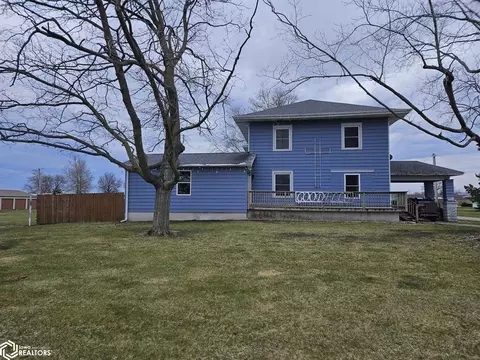 113 Front St, Batavia, IA 52533