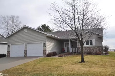 1632 Edgewood Dr, Carroll, IA 51401