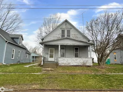 1207 Dehner St, Burlington, IA 52601