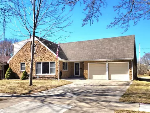710 S Louisiana Ave, Mason City, IA 50401
