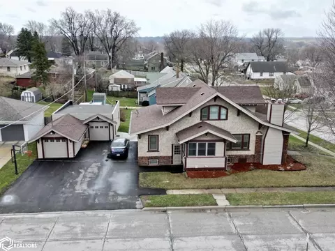 1422 Simon Ave, Carroll, IA 51401
