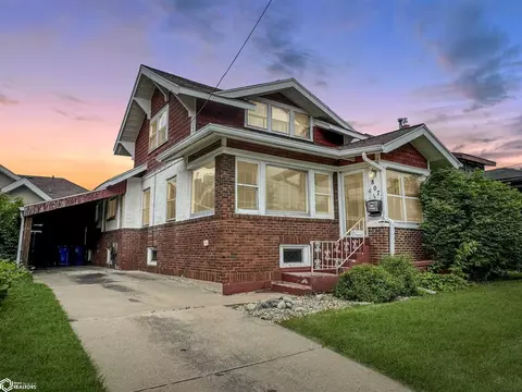 807 Moir St, Waterloo, IA 50701