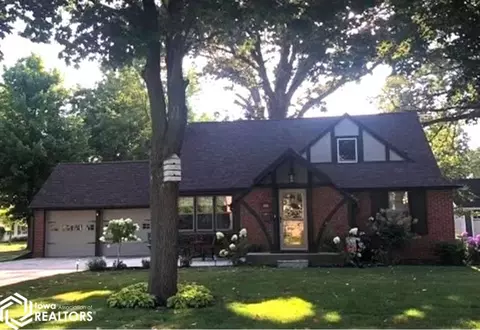801 S Minnesota St, Algona, IA 50511