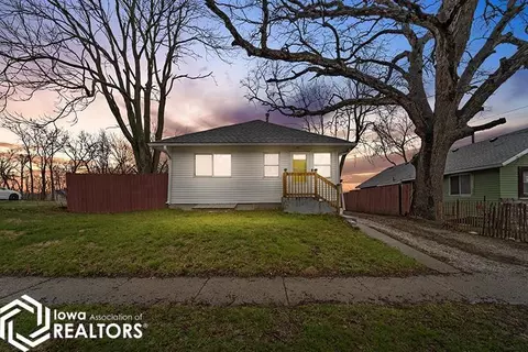 2209 Lincoln Ave, Des Moines, IA 50310