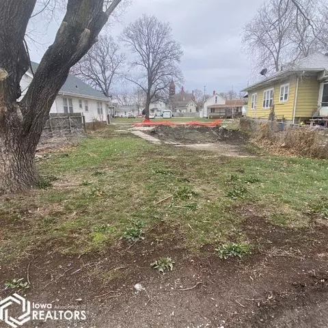 105 E Corning St, Red Oak, IA 51566