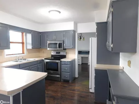 Kitchen - 2301 Frontier Rd, Denison, IA 51442 photo 1 of 2