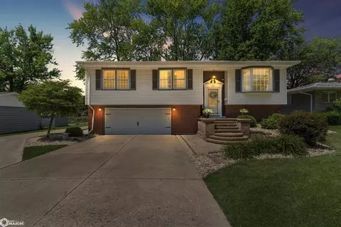 517 Melville Ave, West Burlington, IA 52655