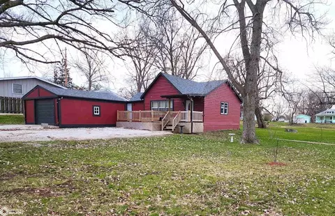 1304 1320 Linden Ave, Chariton, IA 50049