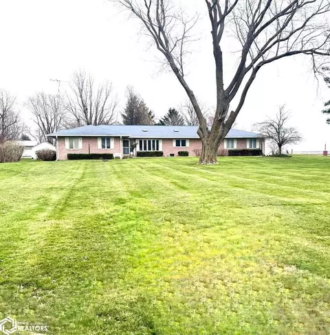 150 S Church St, Packwood, IA 52580