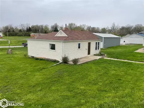 500 W South St, Mount Ayr, IA 50854