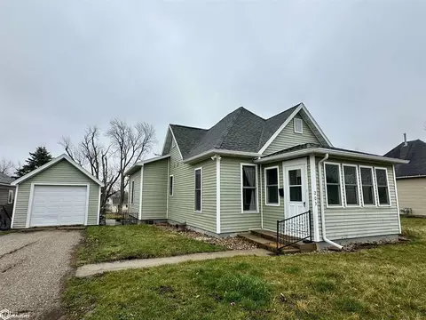 203 N 15th St, Marshalltown, IA 50158