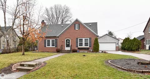 803 Jerome St, Marshalltown, IA 50158