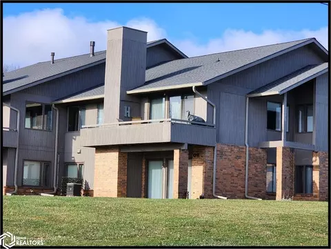 1505 E 14th St #1, Atlantic, IA 50022