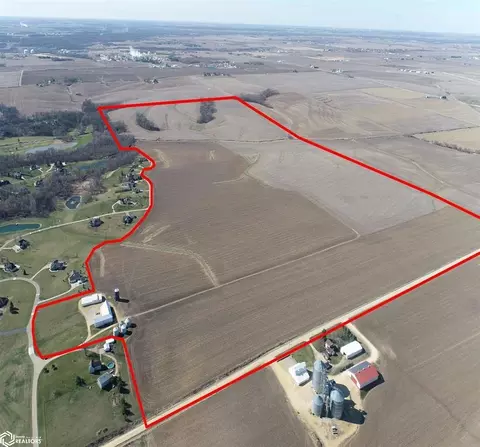 230 Th St, Clinton, IA 52732