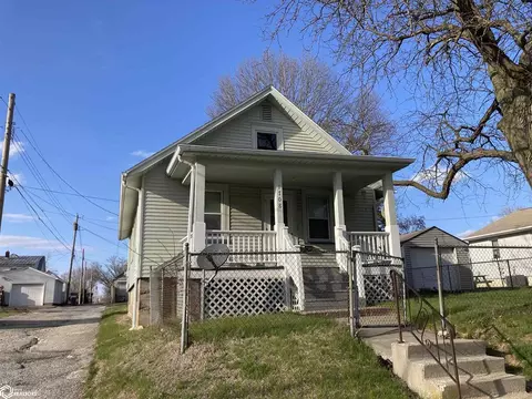1708 Division St, Burlington, IA 52601
