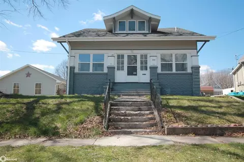 300 N 19th St, Clarinda, IA 51632