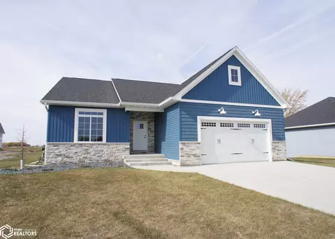 2505 N Terrace Dr, Webster City, IA 50595