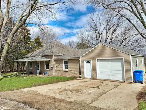 2009 N I Ave, Lovilia, IA 52531