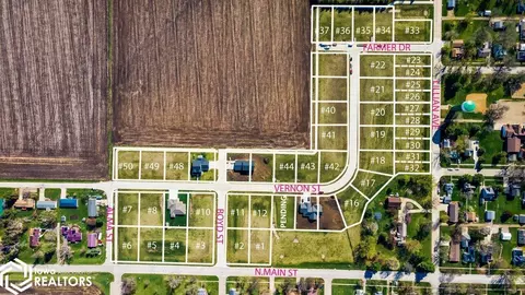 614 N Vernon St, Conrad, IA 50621