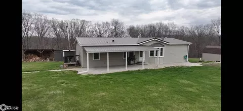 9185 28th St, Ottumwa, IA 52501