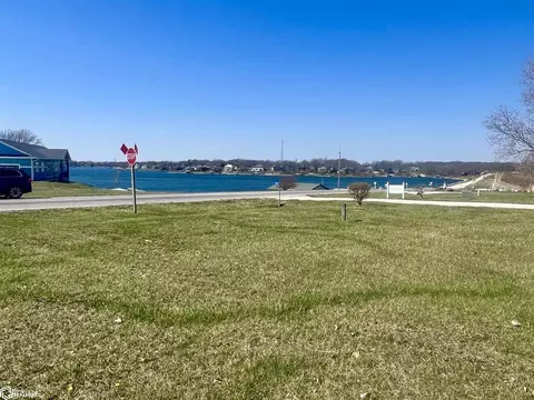 1220 Stagecoach, Ellston, IA 50074