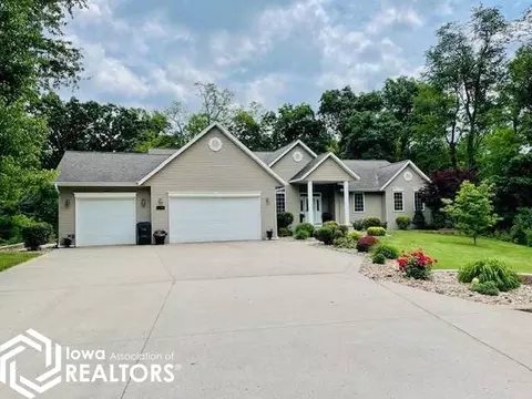 11150 Memorial Park Rd, Burlington, IA 52601