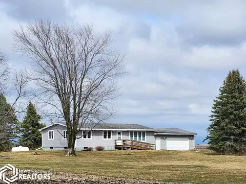 12382 230th St, Mason City, IA 50401