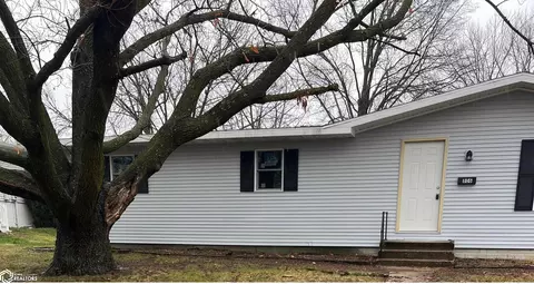 806 34th St, Fort Madison, IA 52627