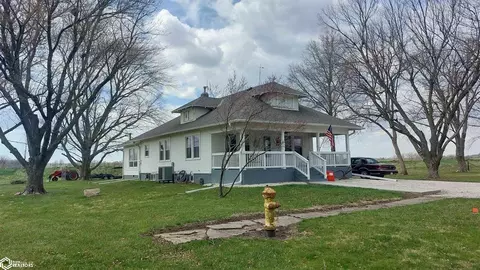 201 Cherry St, Elliott, IA 51532