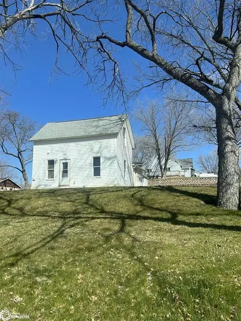 2424 2nd Ave S, Denison, IA 51442