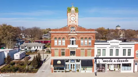 111 NW 2nd St, Stuart, IA 50250 photo 1