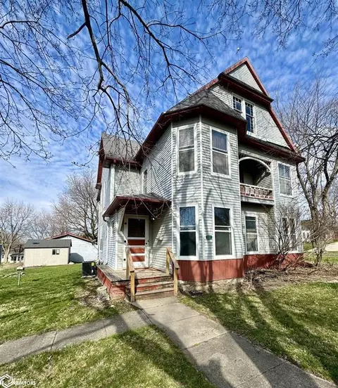 301 1st Ave, Audubon, IA 50025