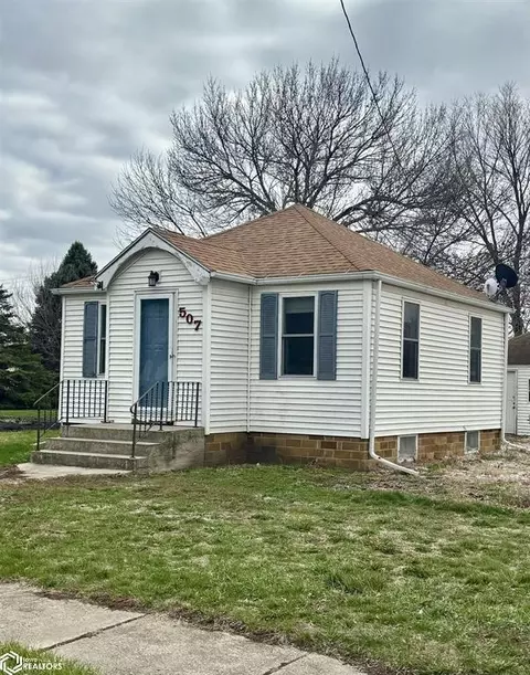 507 3rd Ave, Livermore, IA 50558