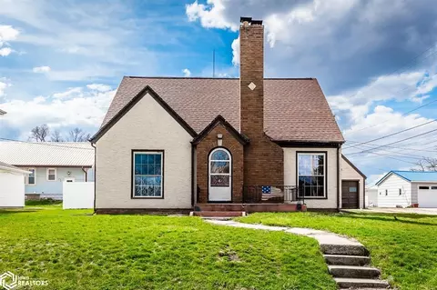 611 Gould St, Gladbrook, IA 50635