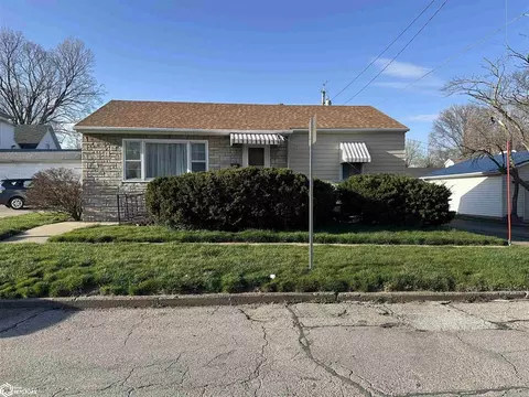 150 Harrison Ave, Burlington, IA 52601