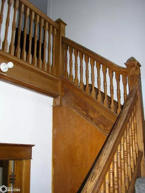 Entry Way - 701 E 9th St, Atlantic, IA 50022 photo 3 of 3