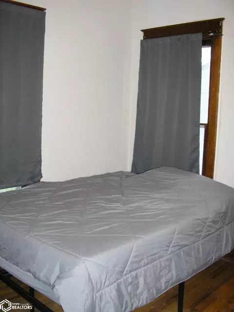 Bedroom - 701 E 9th St, Atlantic, IA 50022 photo 1 of 4