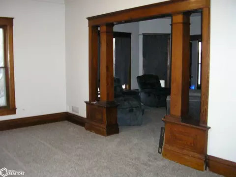 Living - 701 E 9th St, Atlantic, IA 50022 photo 1 of 1