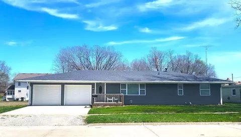 213 N West St, Corydon, IA 50060