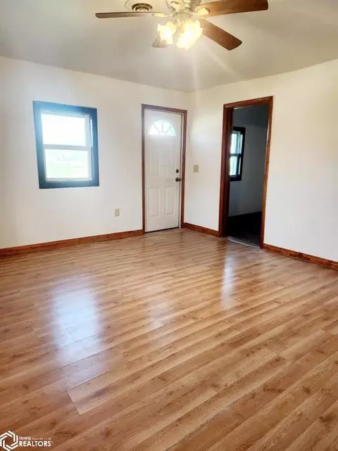 203 Maple St, Murray, IA 50174 photo 6