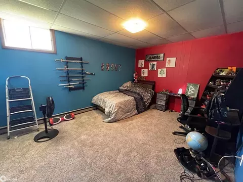 Bedroom - 1523 E Grant St, Centerville, IA 52544 photo 6 of 7