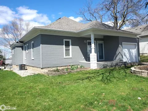 512 Birch St, Schleswig, IA 51461