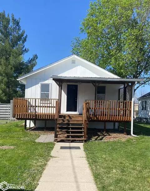 2122 Avenue E, Fort Madison, IA 52627
