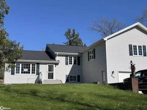 405 N 16th St, Marshalltown, IA 50158