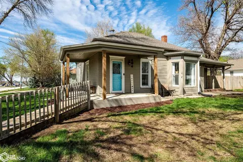 404 Pleasant St, Carson, IA 51525