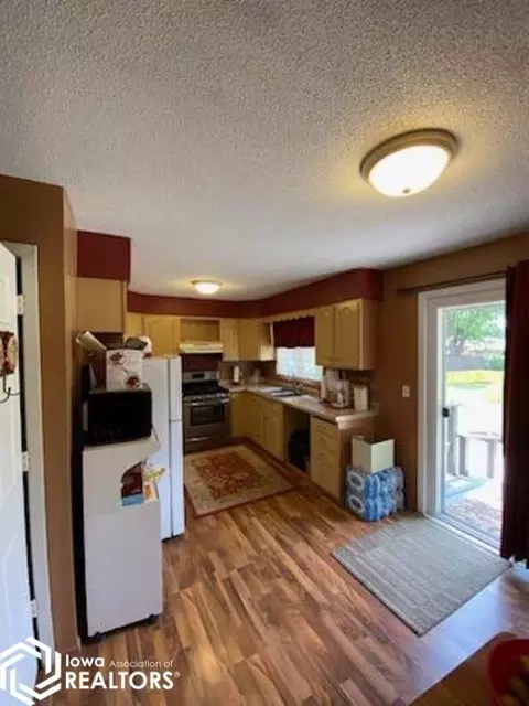 Kitchen - 1230 State St, Garner, IA 50438 photo 1 of 2