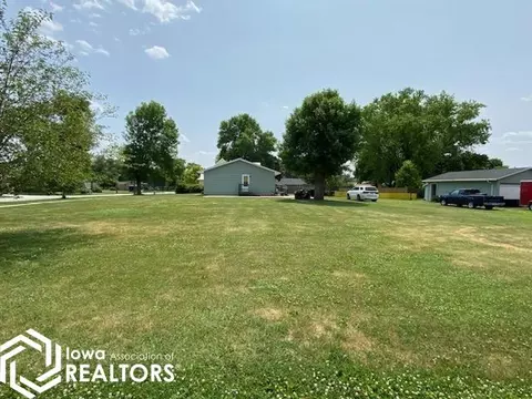 Exterior - 1230 State St, Garner, IA 50438 photo 4 of 4