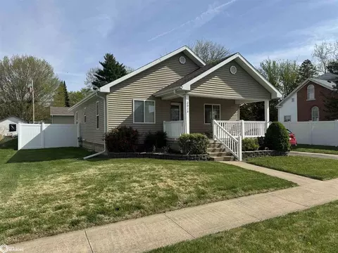 2015 Avenue F, Fort Madison, IA 52627